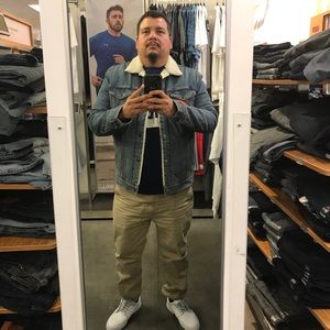 Meet your Posher, James